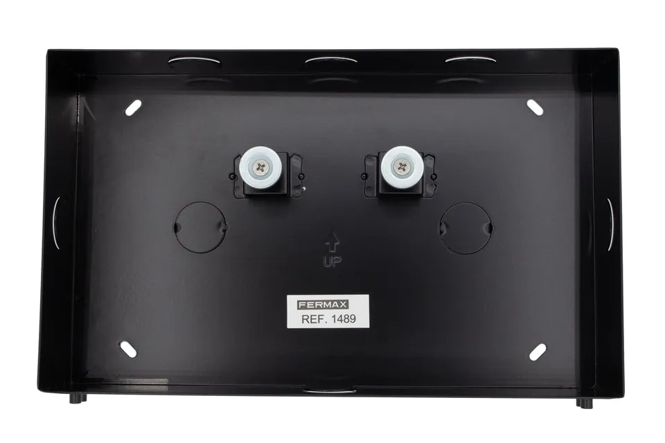 Коробка скрытого монтажа монитора WIT 10″, MEET ITR1489